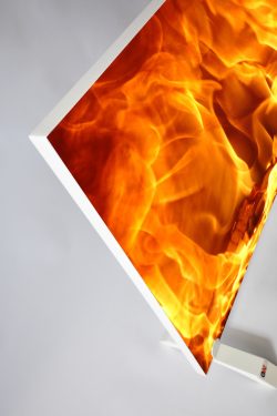 GlasWärmt-Infrarotheizung-Motiv-IMMP-900Watt-Feuer-Flamme-1200x600x25mm-Detail